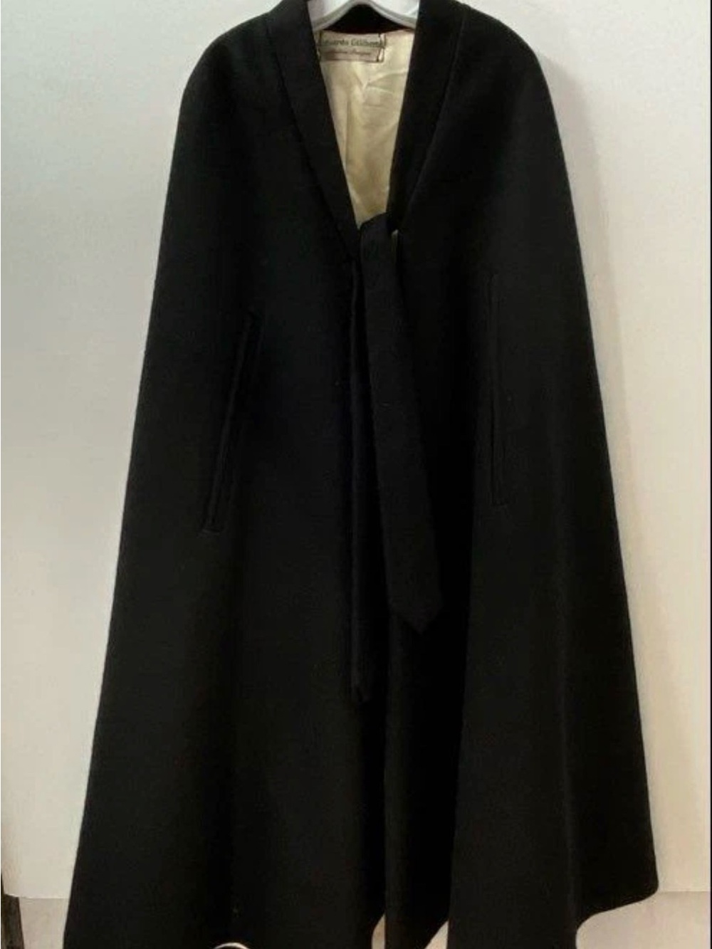 Eduardo Giliberti  Classic Black Wool Cape Coat perfect condition